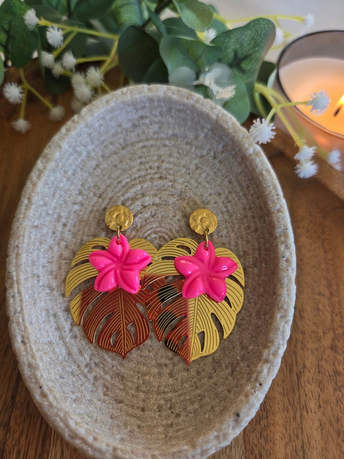 Monstera et sa fleur Rose fluo - Auralys