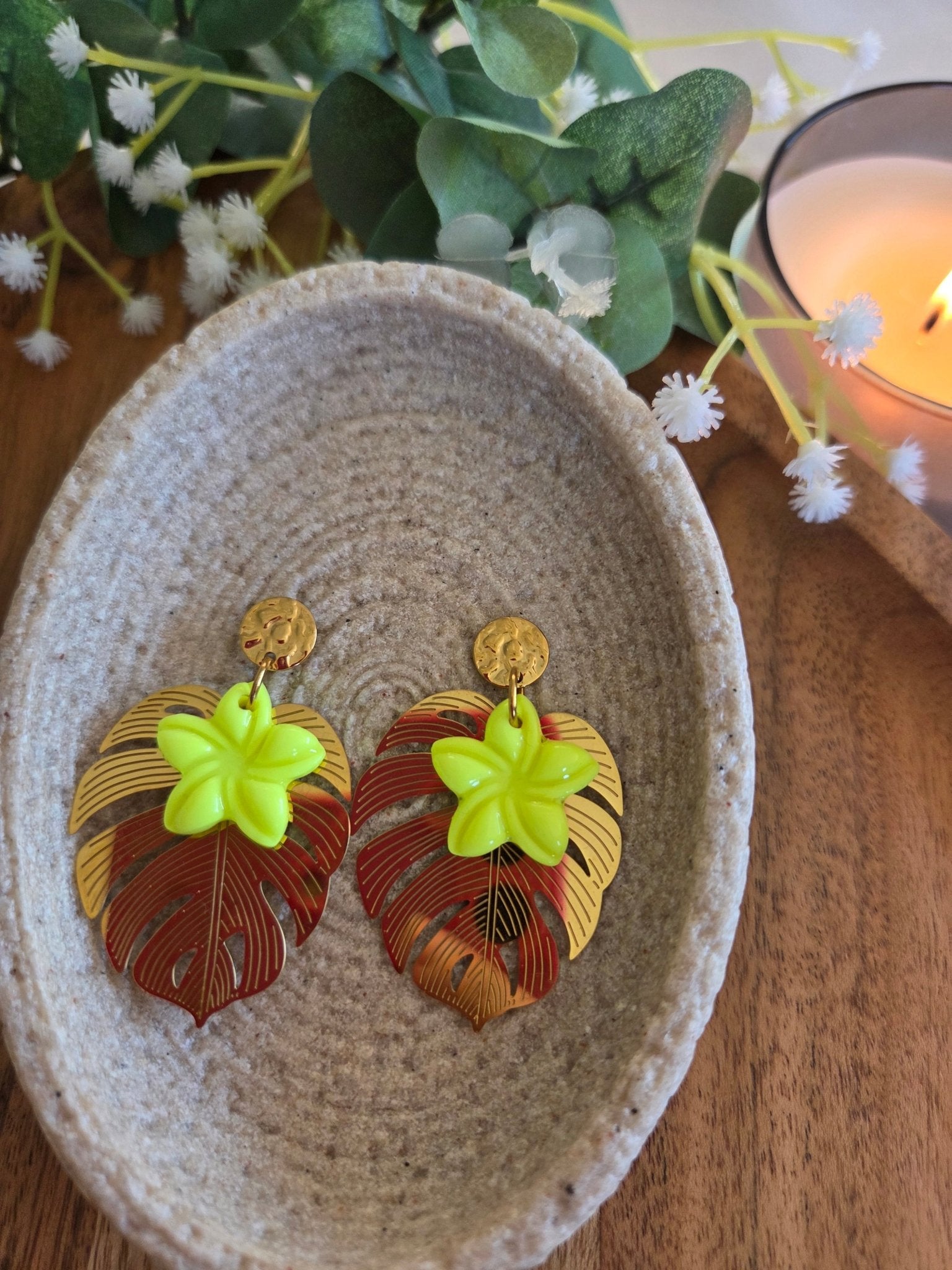 Monstera et sa fleur Jaune fluo - Auralys